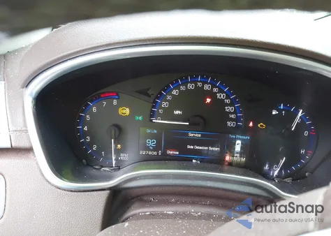 2015 Cadillac Srx Luxury Collection z USA, uszkodzony, nr VIN 3GYFNBE30FS548487